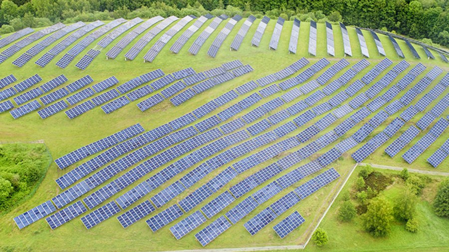 Freiflächen-Photovoltaikanlage - Klick öffnet Großansicht in neuem Fenster